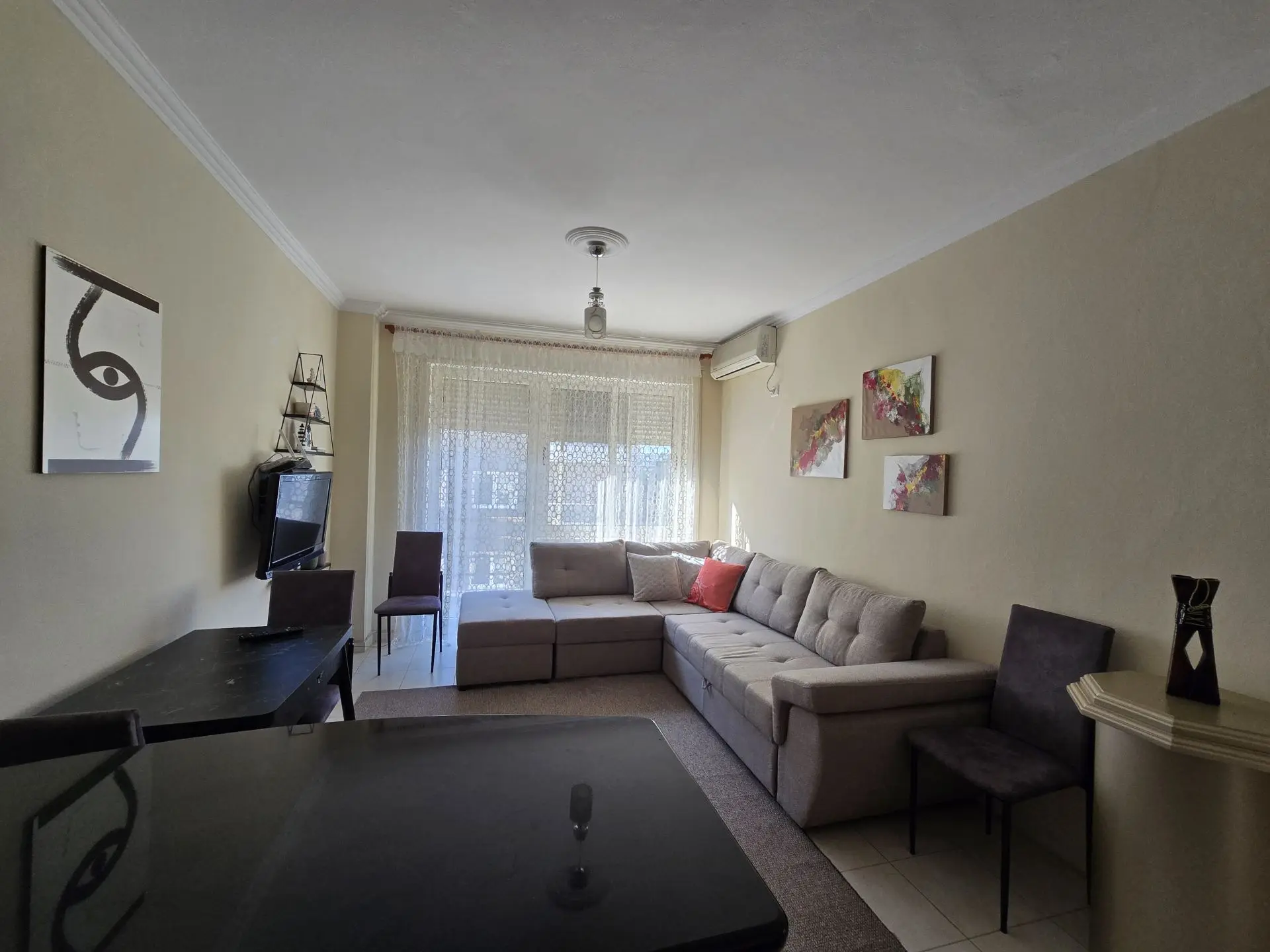 Apartamente me qera ne Golem